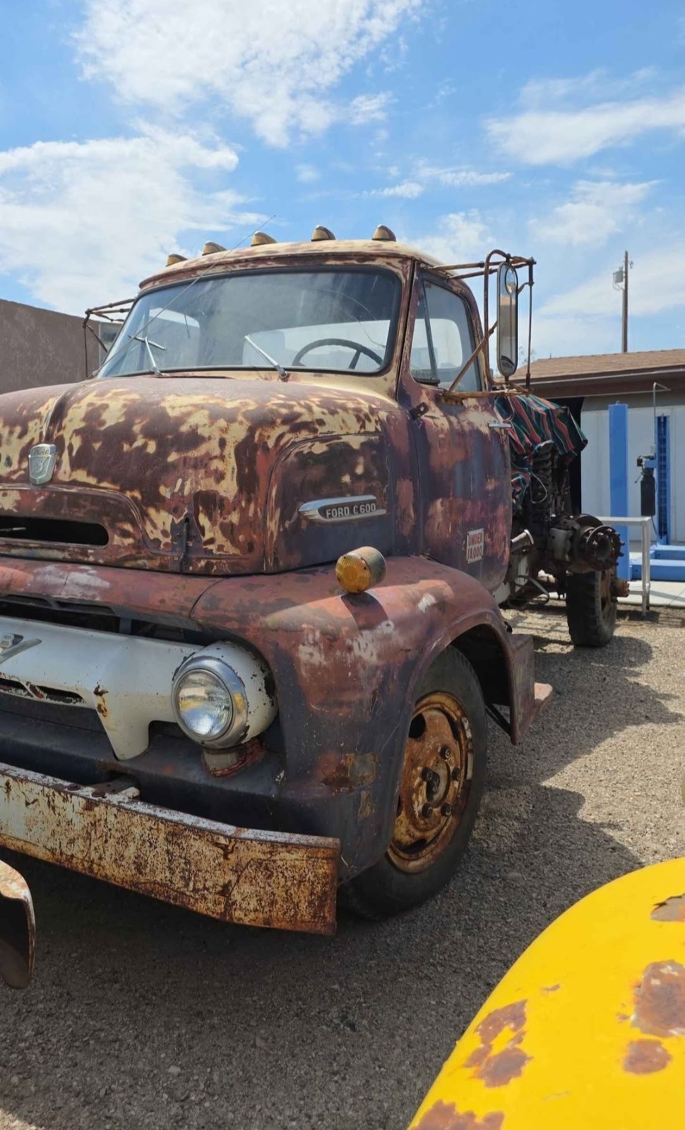 Ford c 600 COE 1954