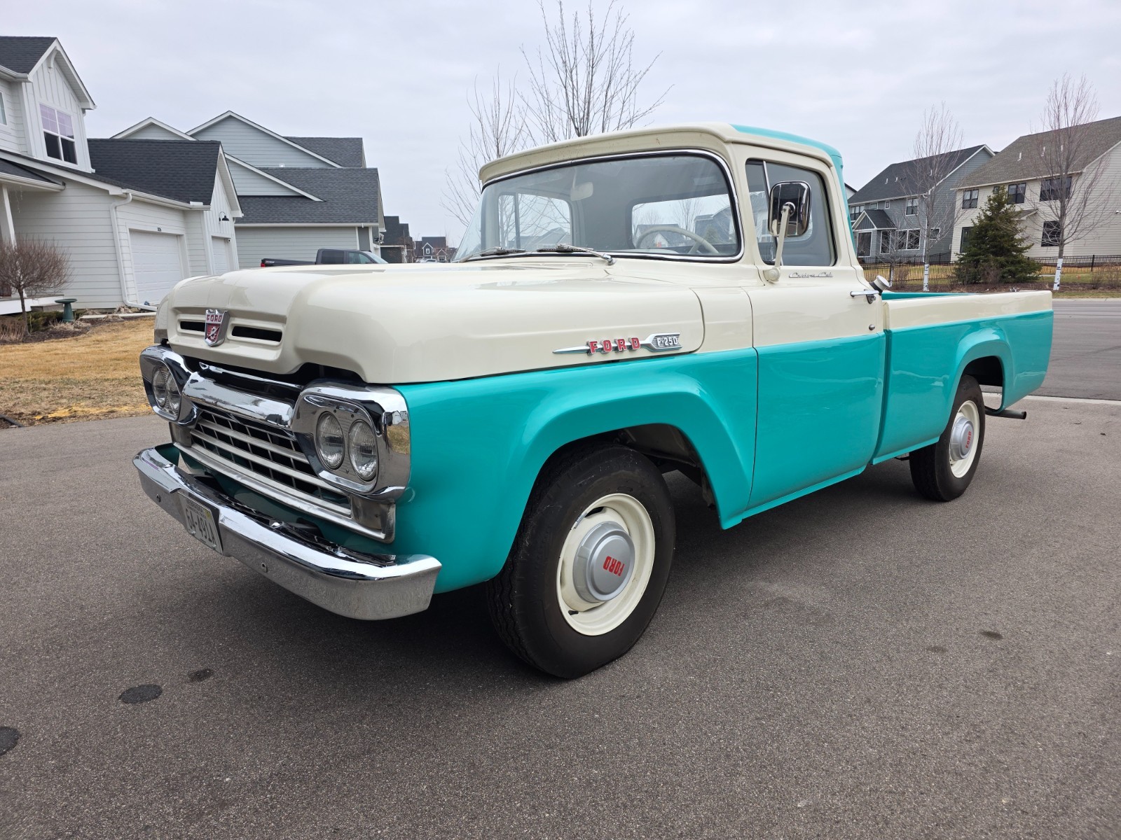 Ford-f250-1960-Standard-Cab-Pickup-Black