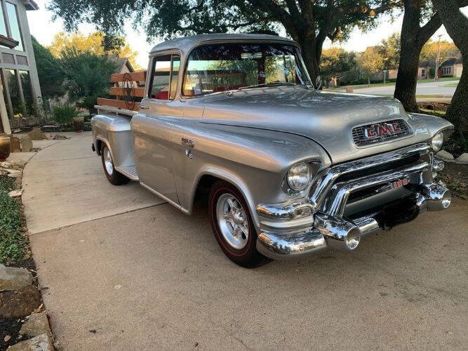 Gmc-Ck-1500-series-1956-Sebring-Silver-Custom-Red