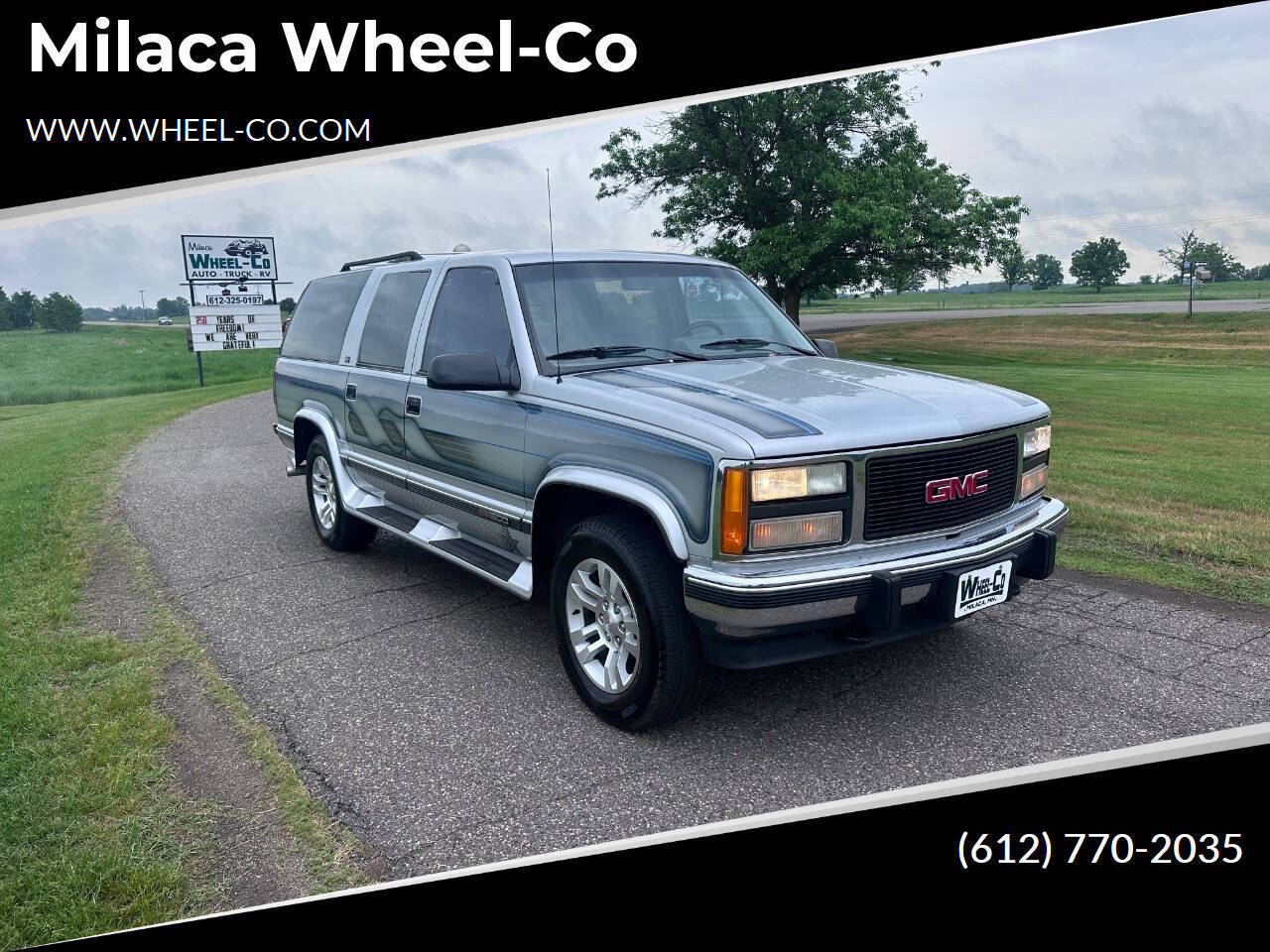 Gmc-Suburban-1992-Silver-Metallic-Gray