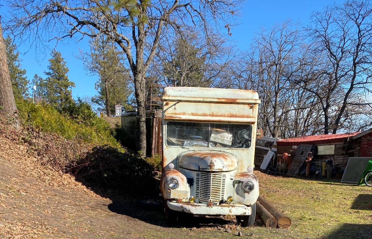 International-Harvester-Other-1945-Commercial-Vehicle-Green