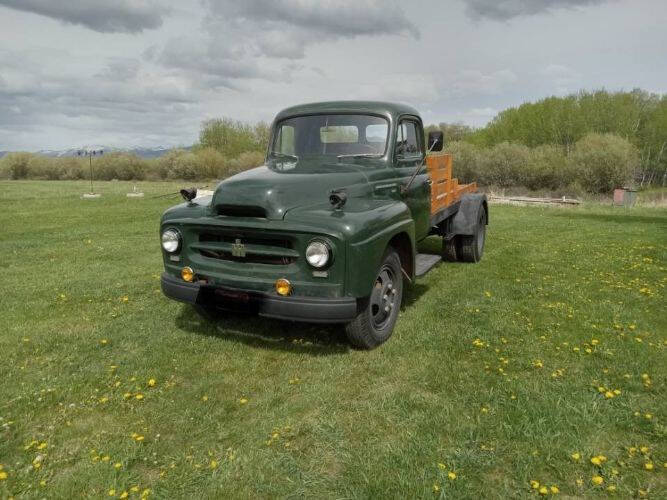 International-ihc-Flatbed-dually-1954-Green