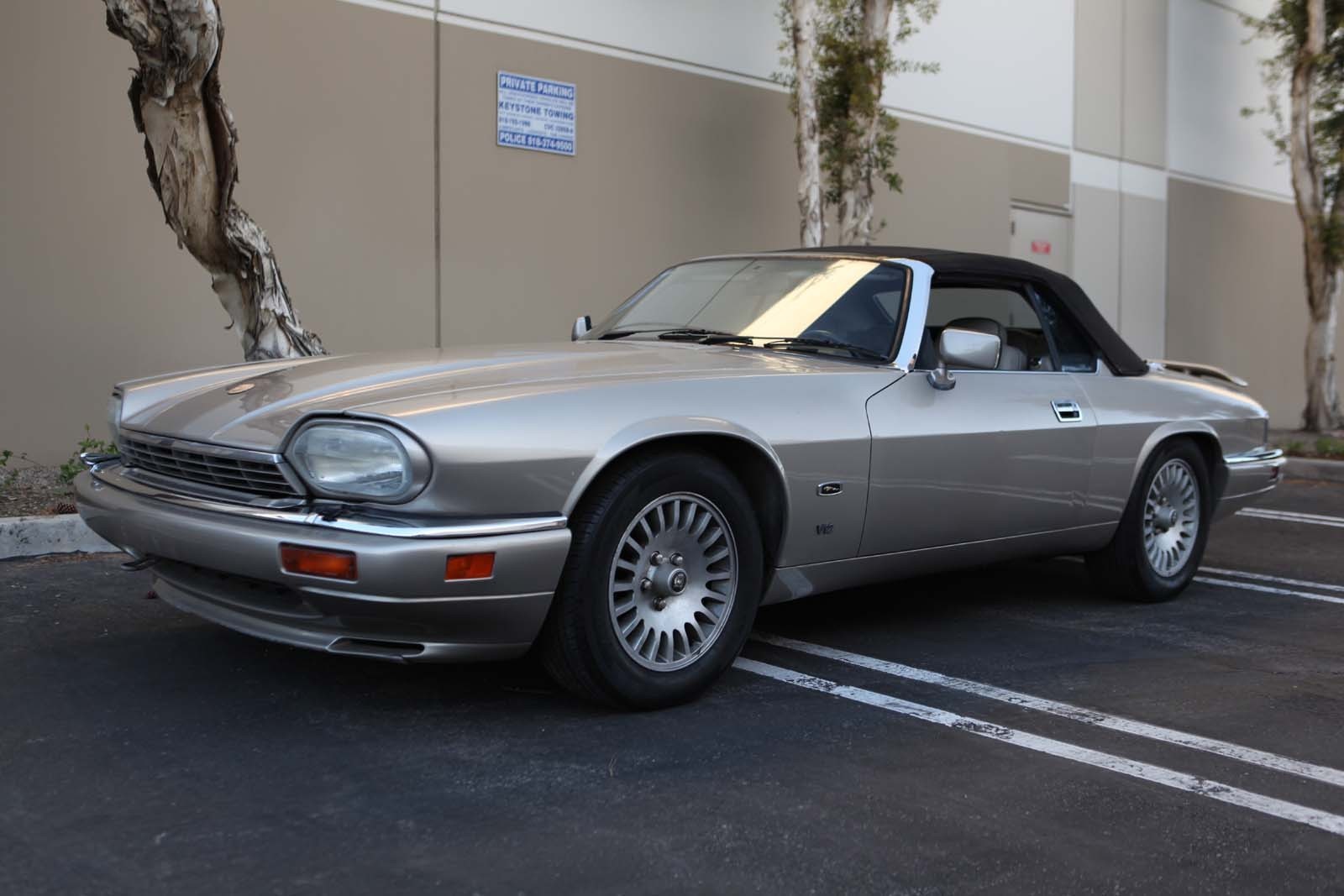 Jaguar-XJS-1995-Convertible-Tan