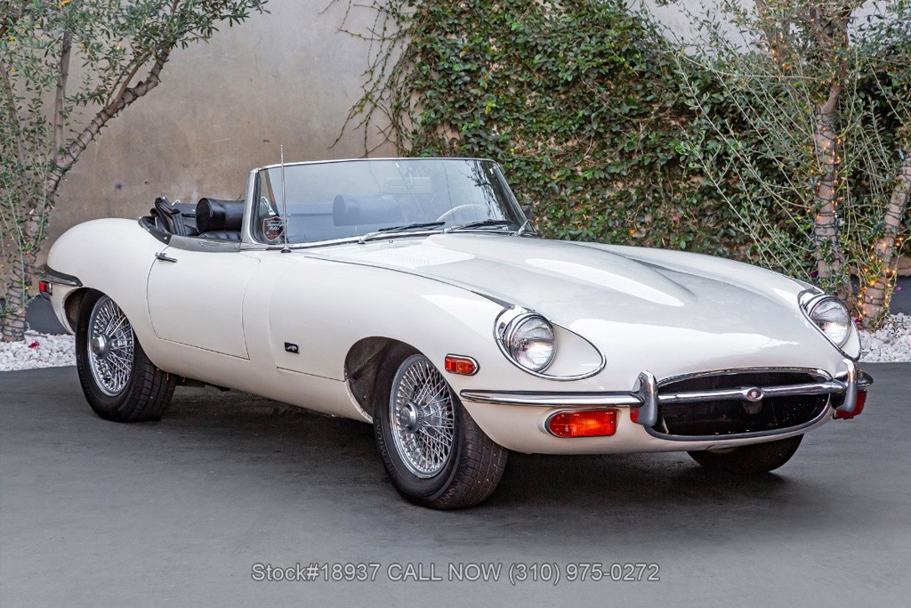 Jaguar-XK-1971-Other-Color