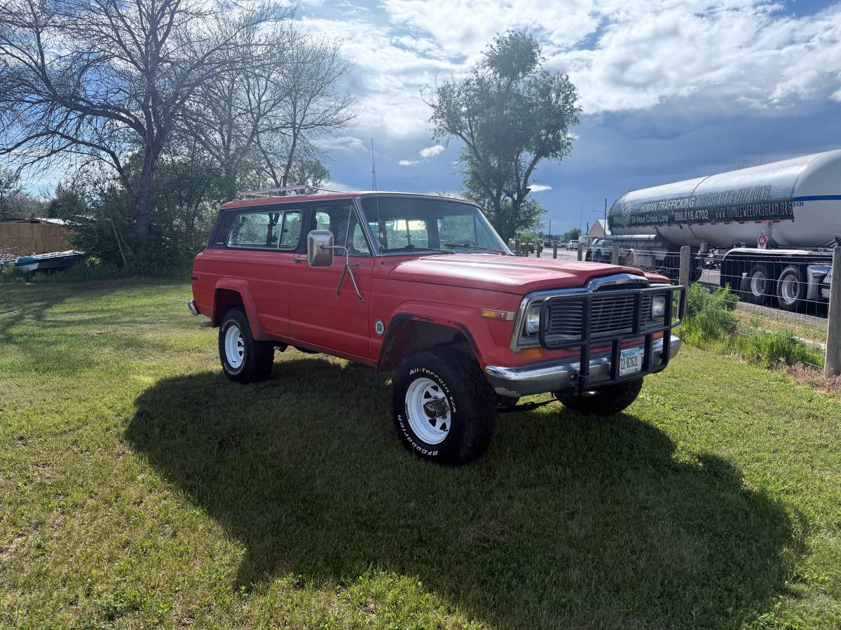 Jeep-Cherokee-1979-orange