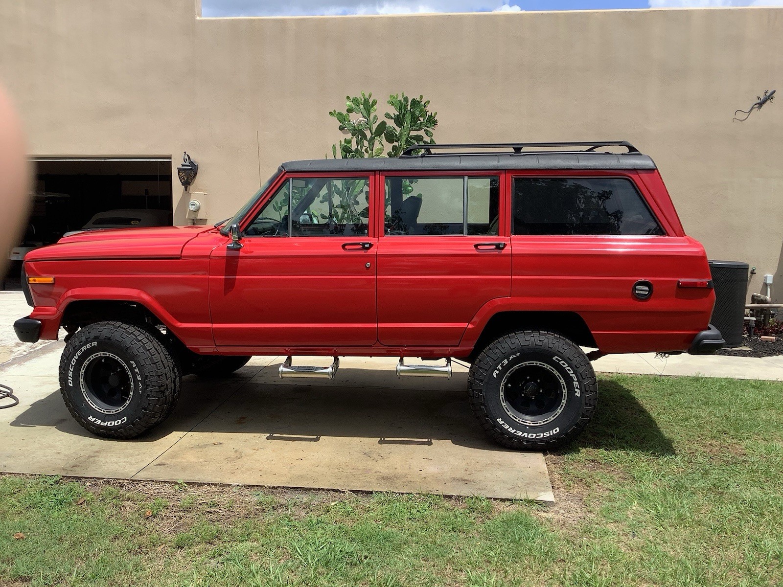 Jeep Grand Wagoneer 1988
