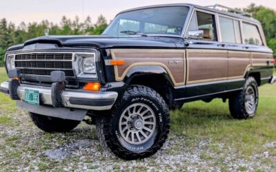 Jeep Grand Wagoneer 1990