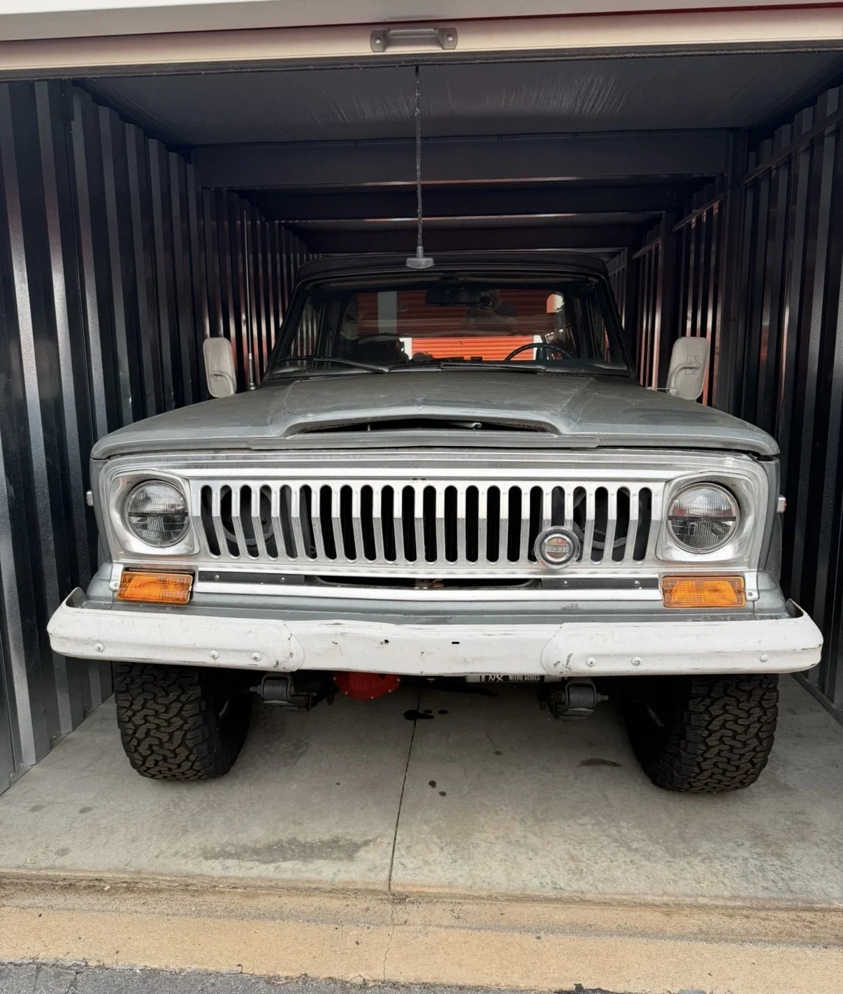 Jeep-J10-1978-Gray-Blue