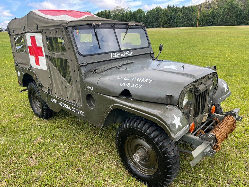 Jeep-M170-frontline-ambulance-1955-Green-Green
