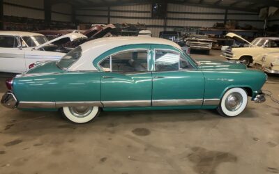 Kaiser MANHATTAN 1953