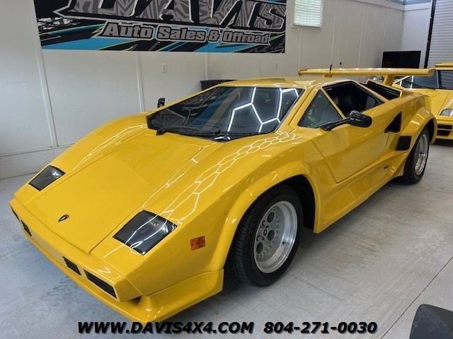 Lamborghini Countach 1985
