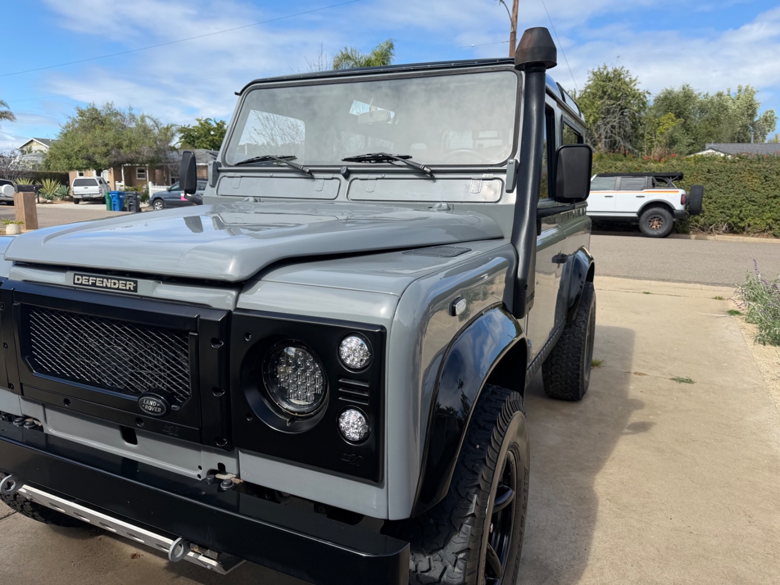 Land-Rover-Defender-1992-Convertible-Black