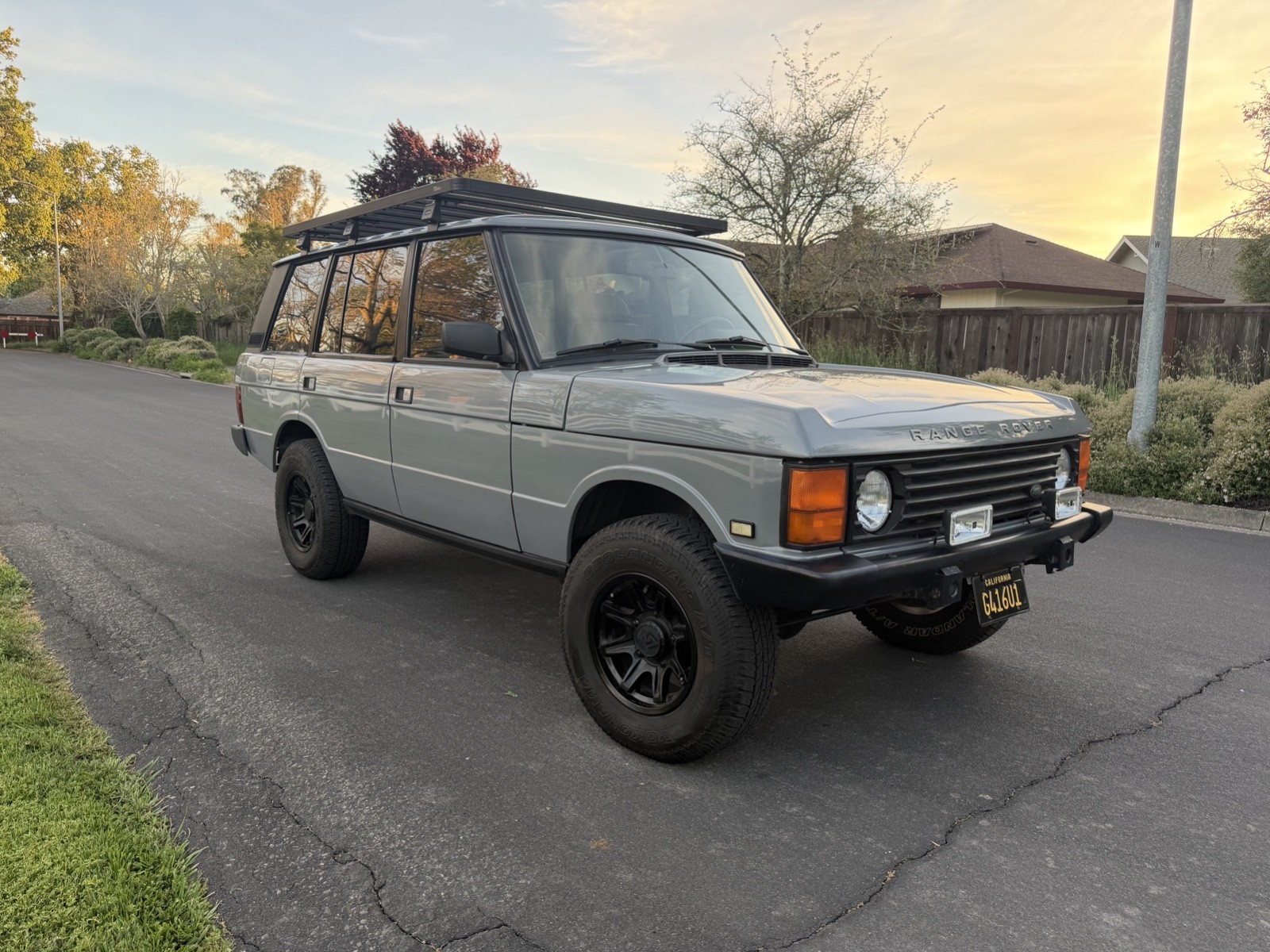 Land-Rover-Range-Rover-1993-SUV-Tan