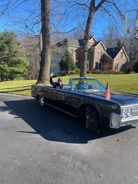 Lincoln-Continental-1962-Blue