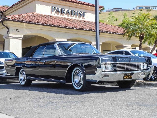 Lincoln-Continental-1967-Black