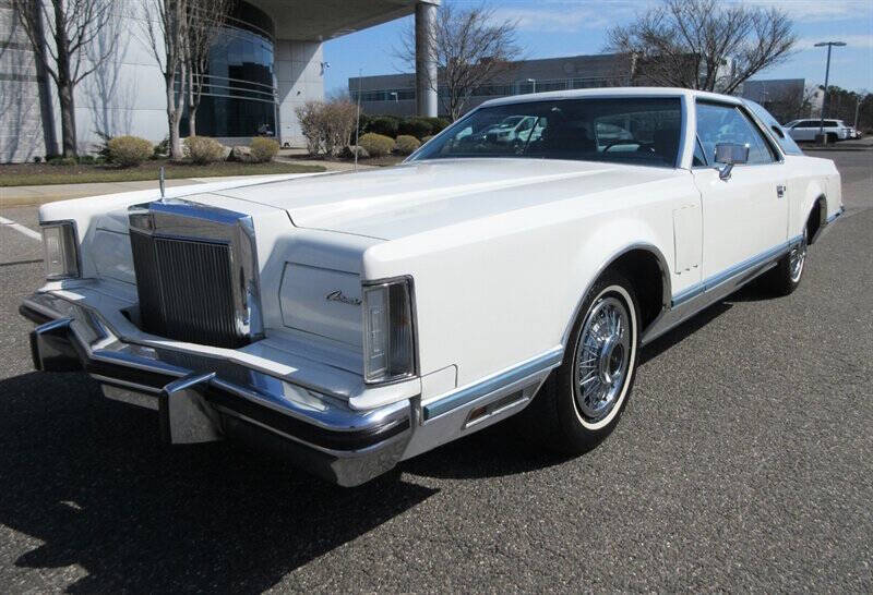 Lincoln-Continental-1978-White-Blue
