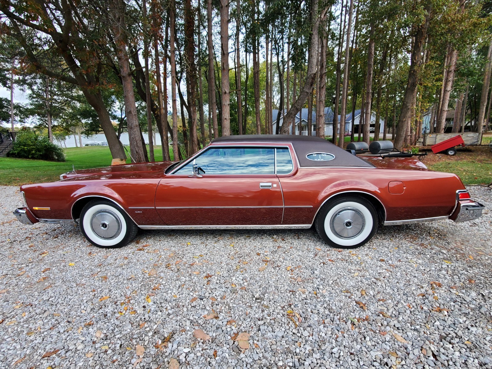 Lincoln-Mark-IV-1975-Coupe-Brown