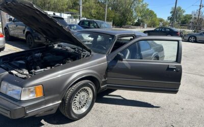 Lincoln Mark Series 1990