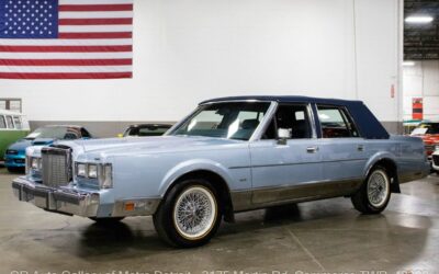 Lincoln Town Car 1986