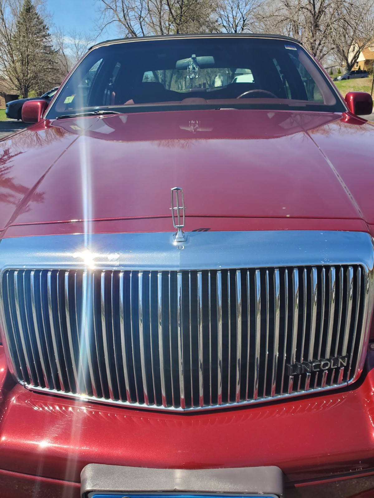 Lincoln-Town-Car-1996-Sedan-Red