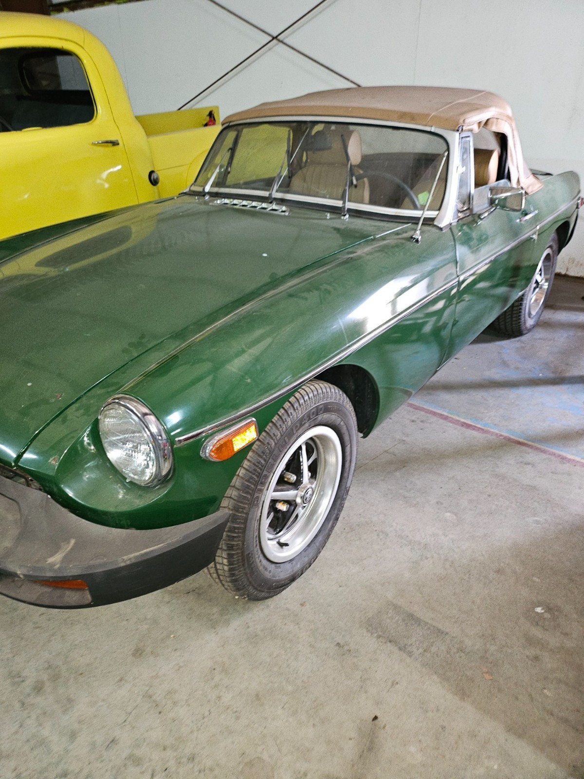 MG MGB 1977