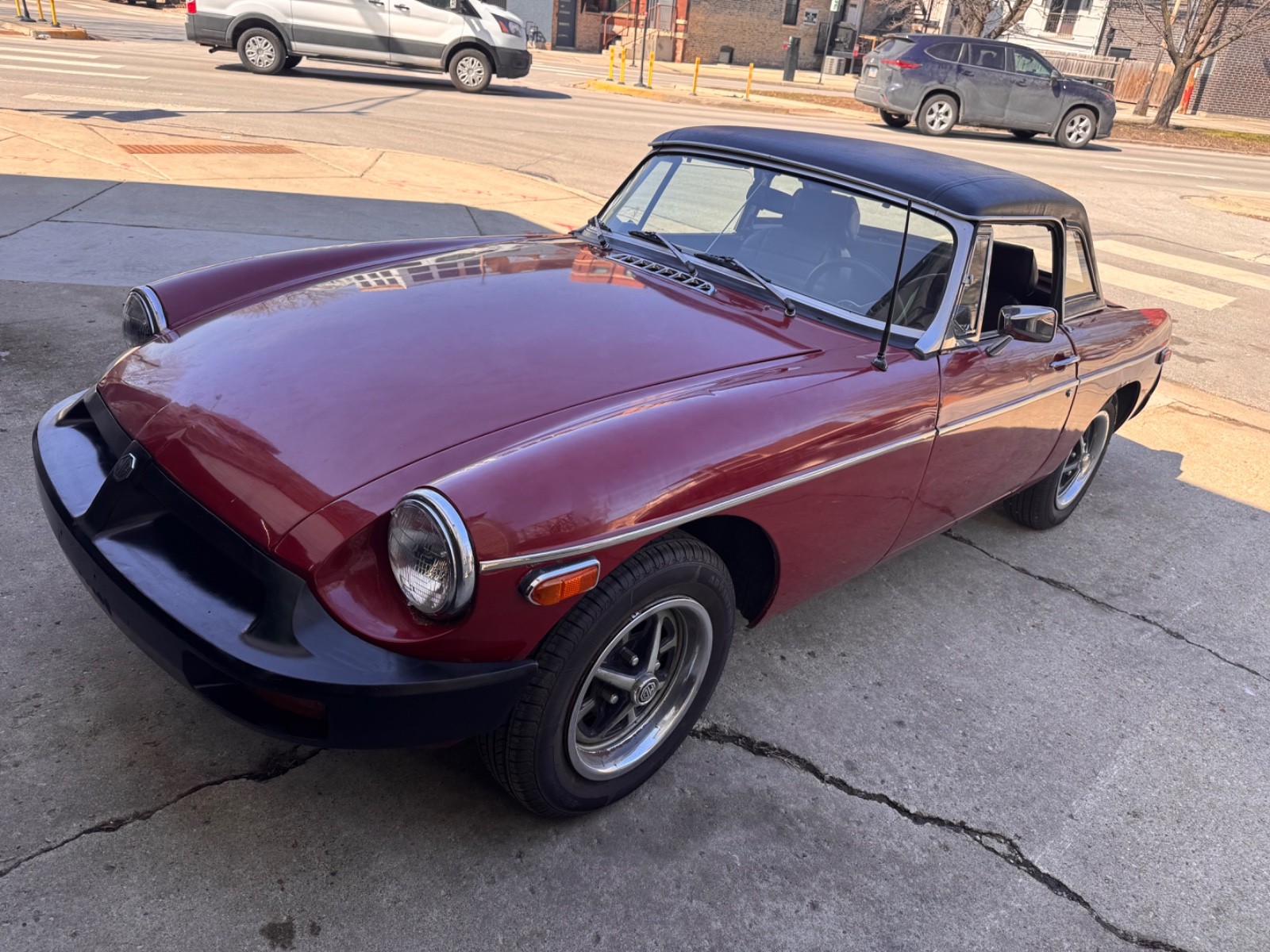 MG-b-1977-Convertible-Black