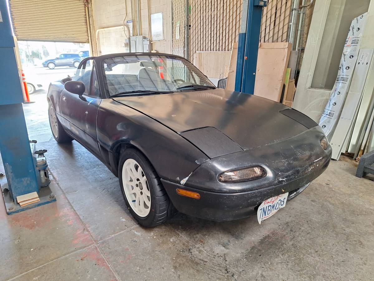 Mazda-Mx-5-coupe-1990-black