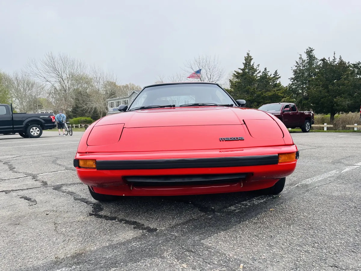 Mazda-Rx-7-1985-Sunrise-Red-Grey
