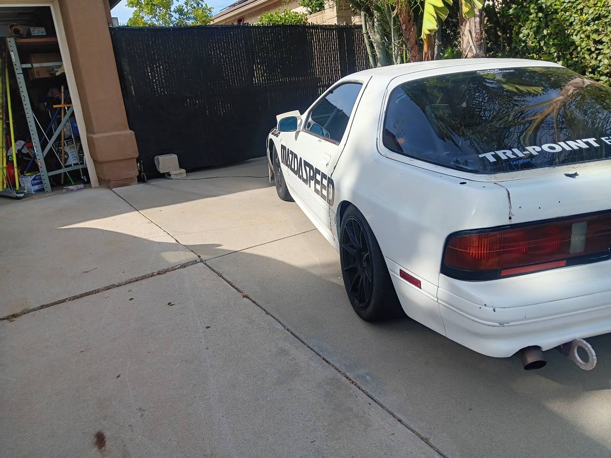 Mazda-Rx7-1990-white
