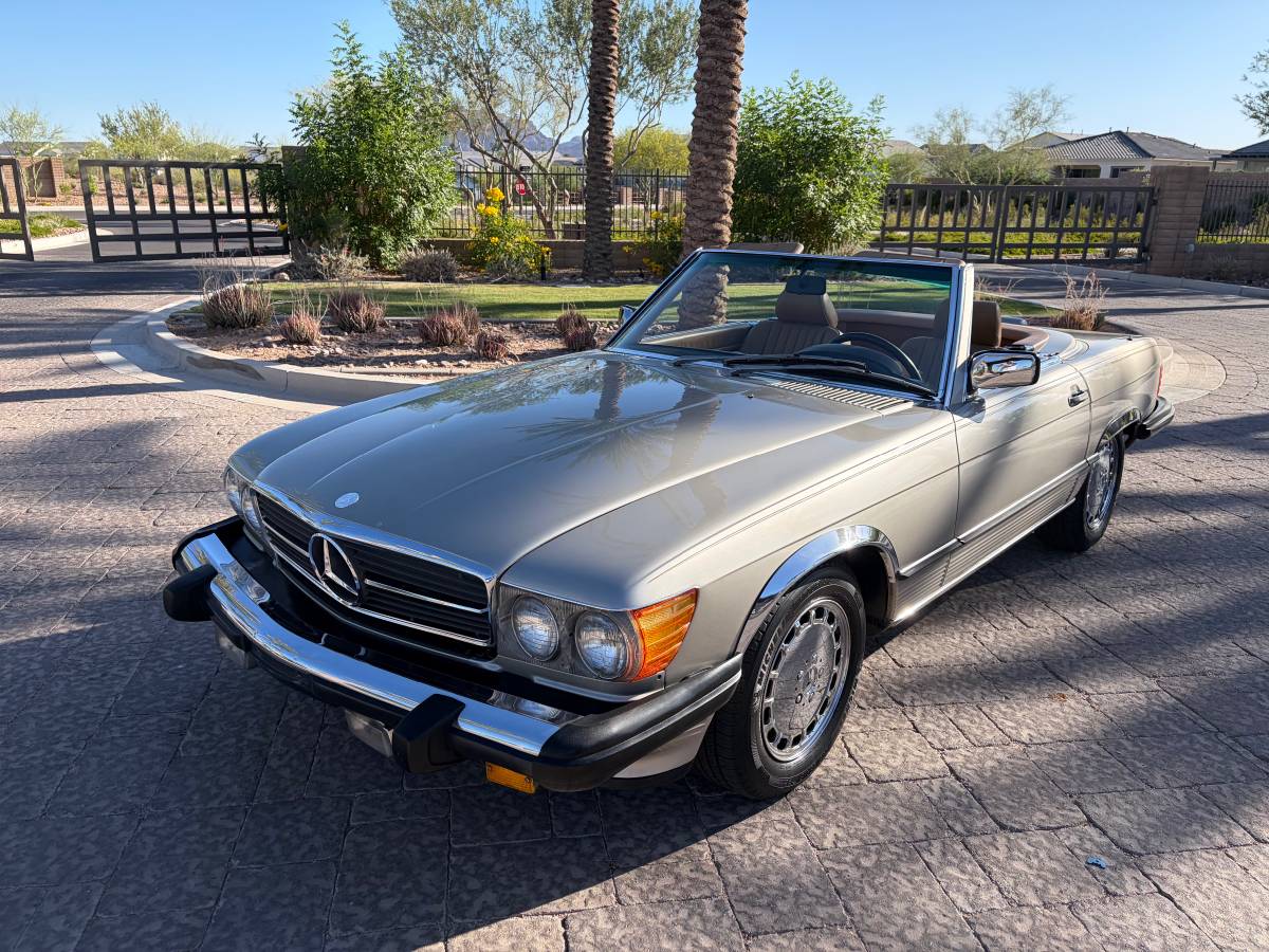 Mercedes-benz-Sl-class-1988-silver