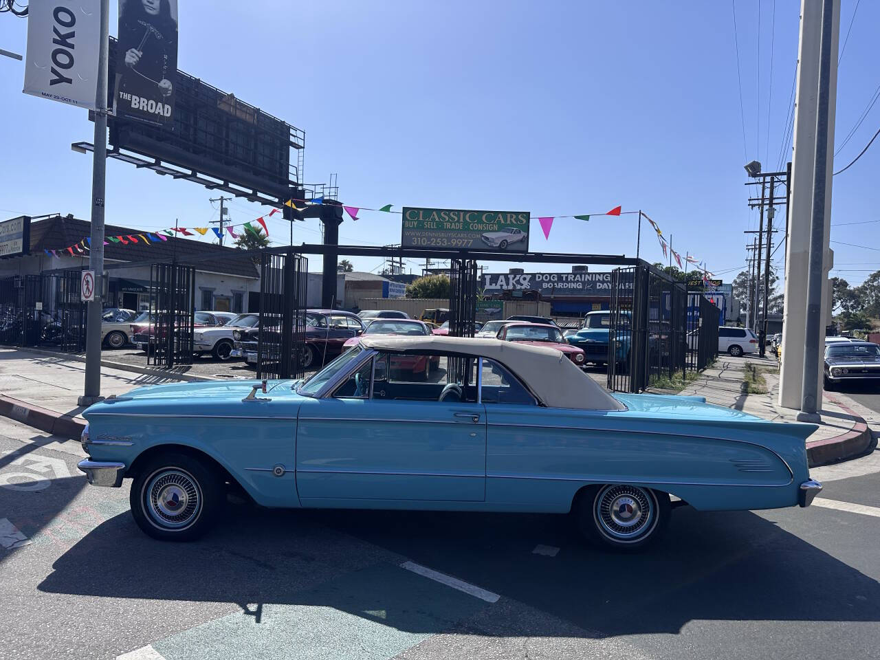 Mercury-Comet-1963-Blue-Blue