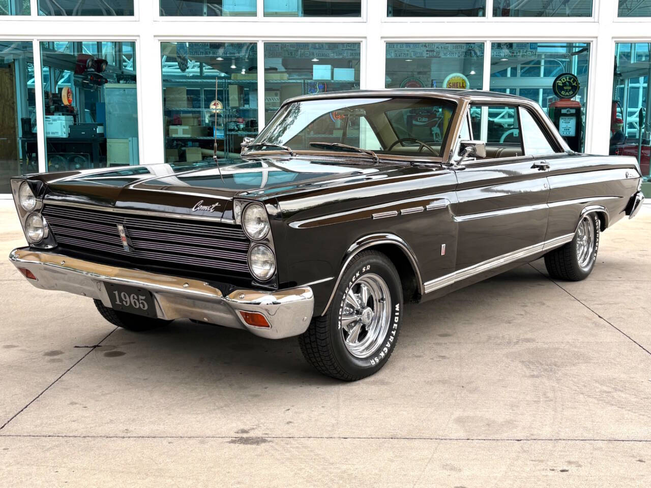 Mercury-Comet-1965-Black-Tan
