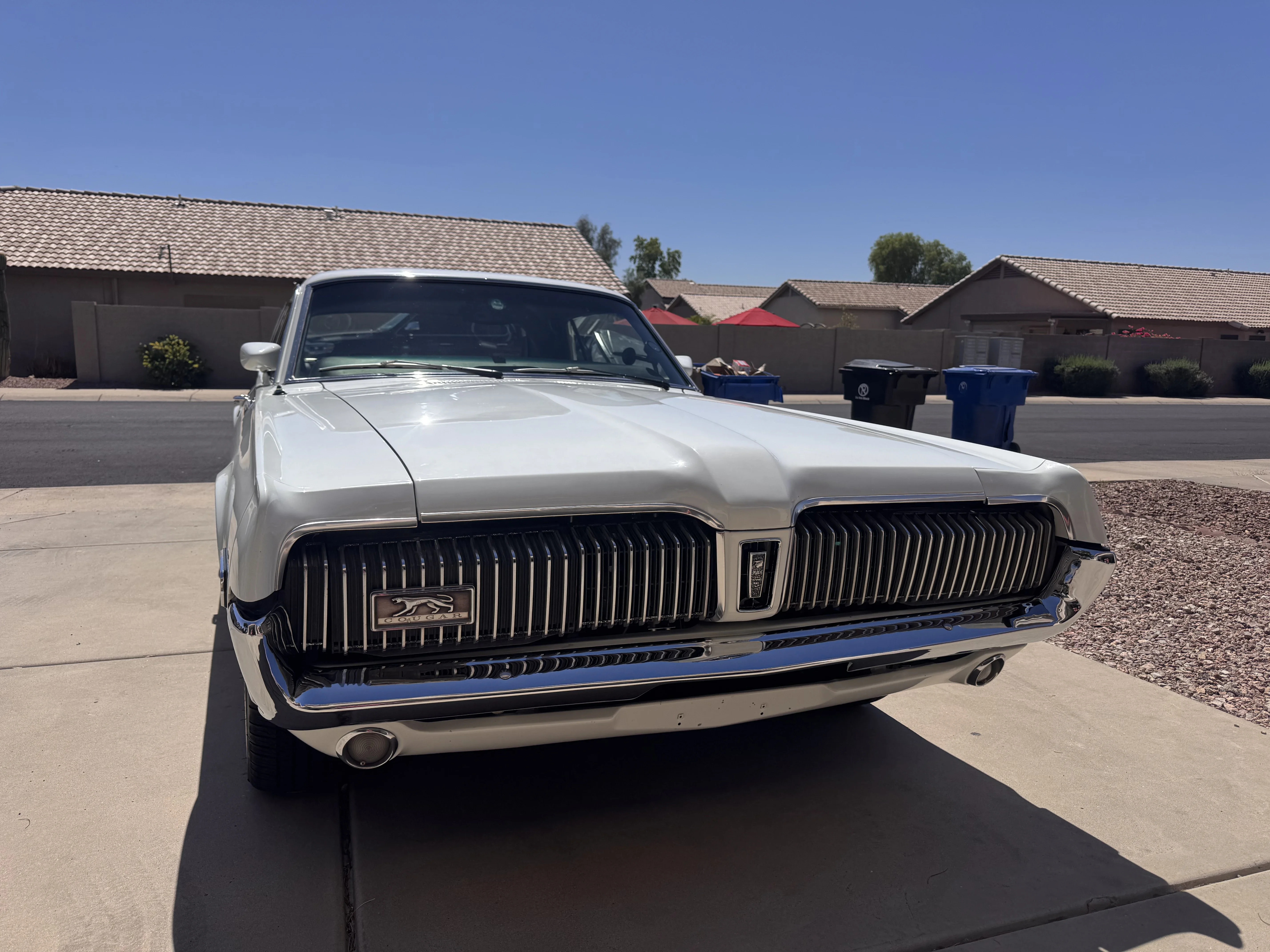 Mercury-Cougar-coupe-1968-White-Black