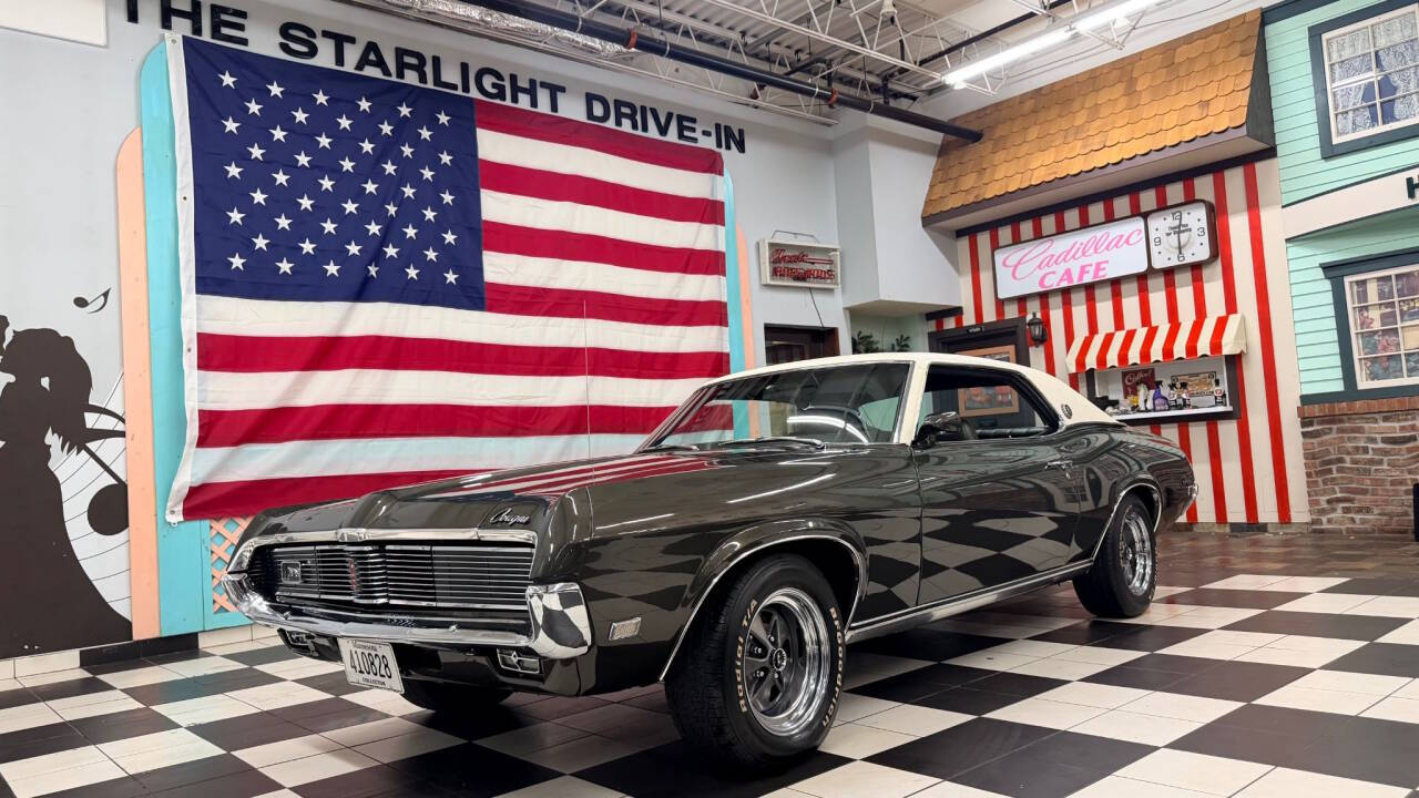 Mercury-Cougar-xr7-1969-Dark-Green-Dark-Green