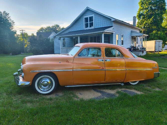 Mercury-Custom-1951-Orange