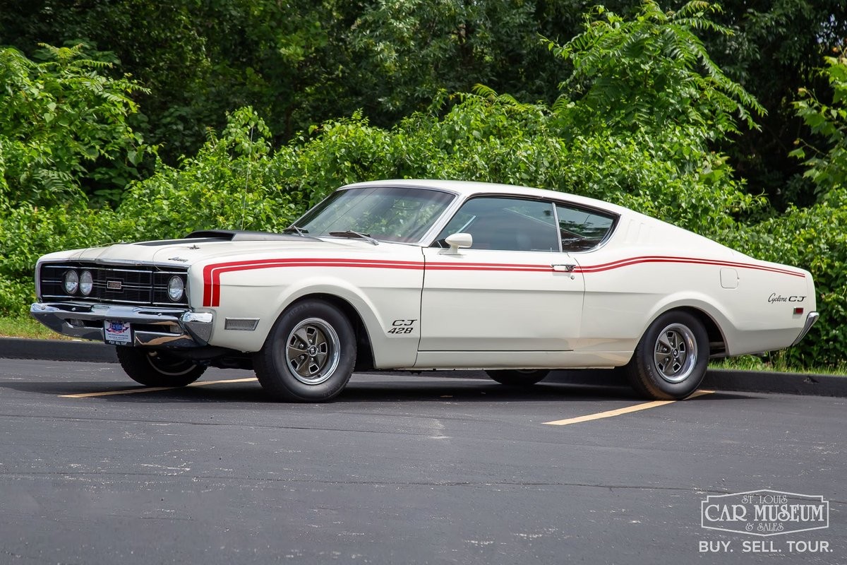 Mercury-Cyclone-1969-Fastback-Dark-Red-Vinyl