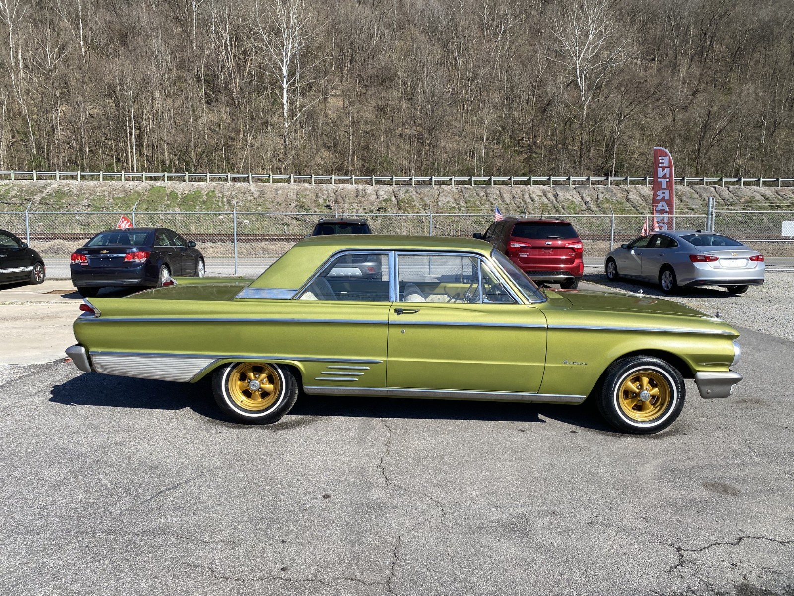 Mercury-Meteor-1962-Coupe-Teal