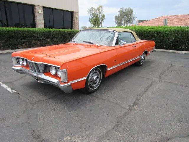 Mercury-Park-lane-1968-Orange-Black