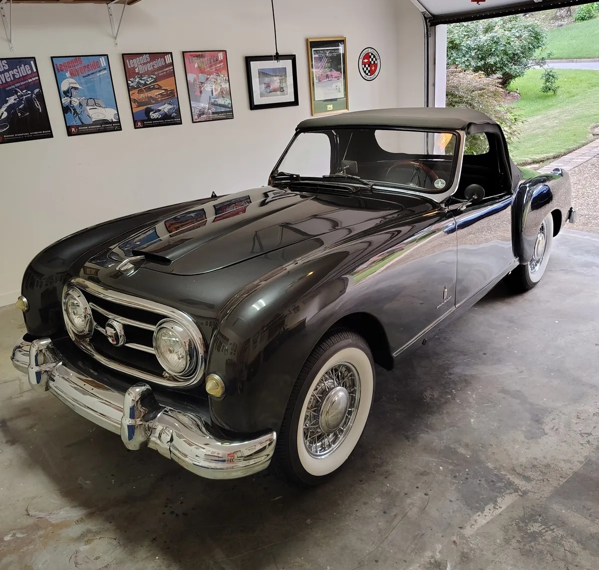 Nash-Nash-healey-1952-Dark-Grey-Light-Grey