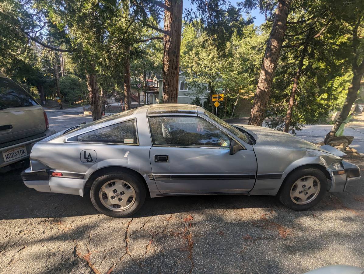 Nissan-300zx-1985-blue
