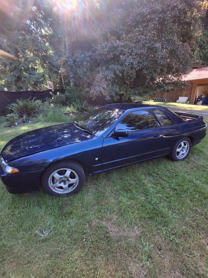 Nissan-Skyline-gtst-1989-blue