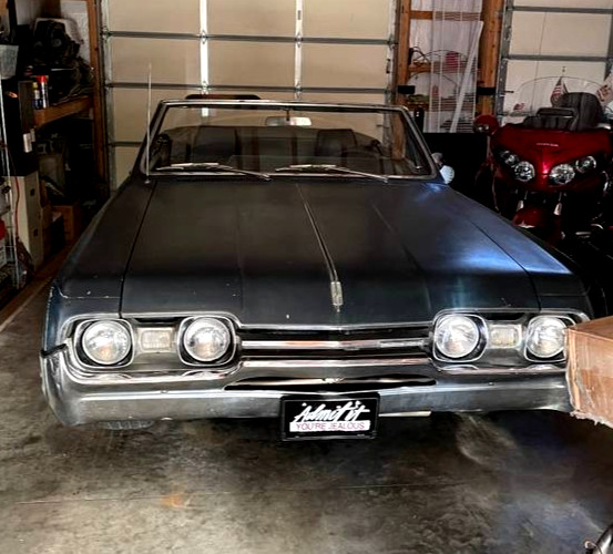 Oldsmobile-Cutlass-1967-Convertible-Black