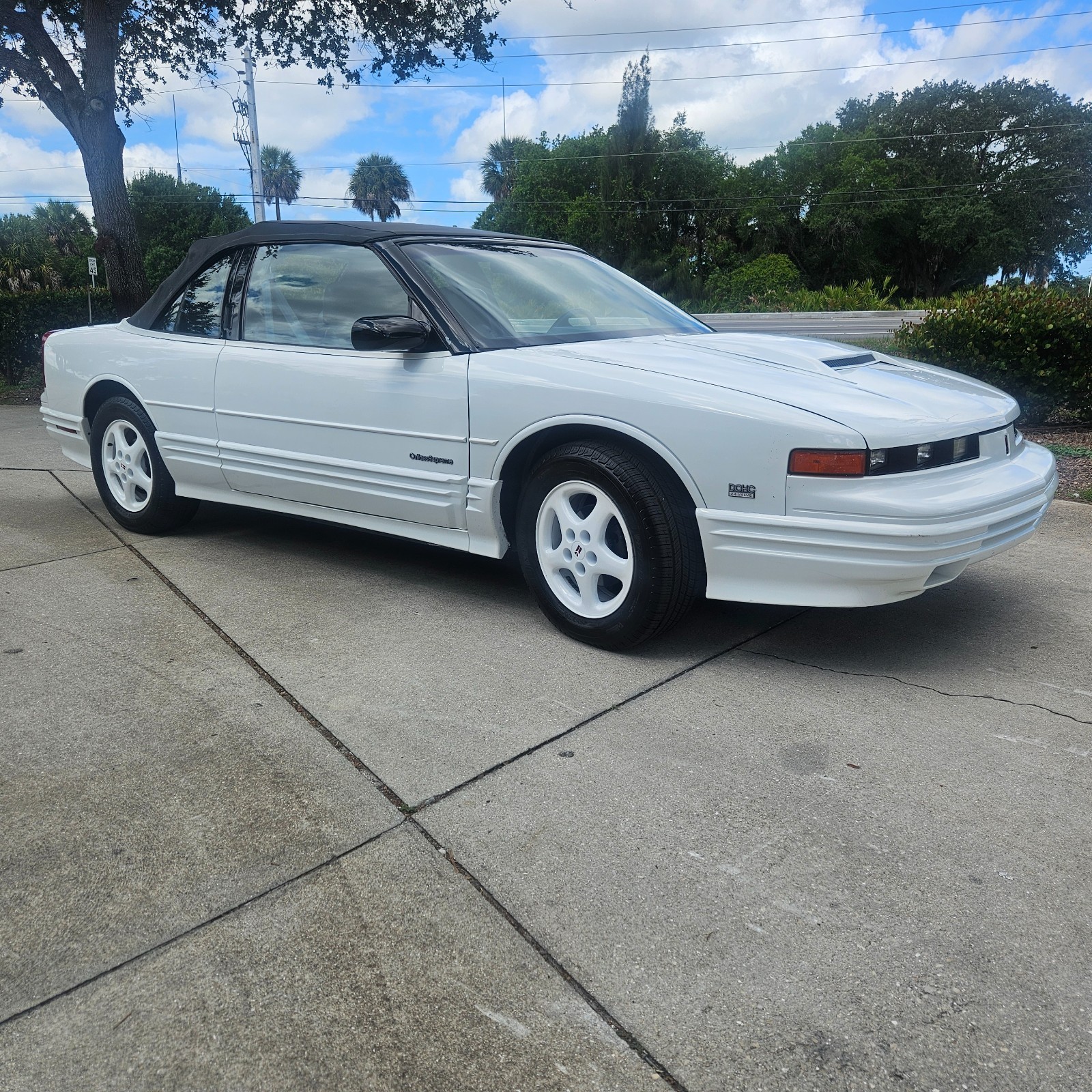 Oldsmobile-Cutlass-1993-Convertible-Gray