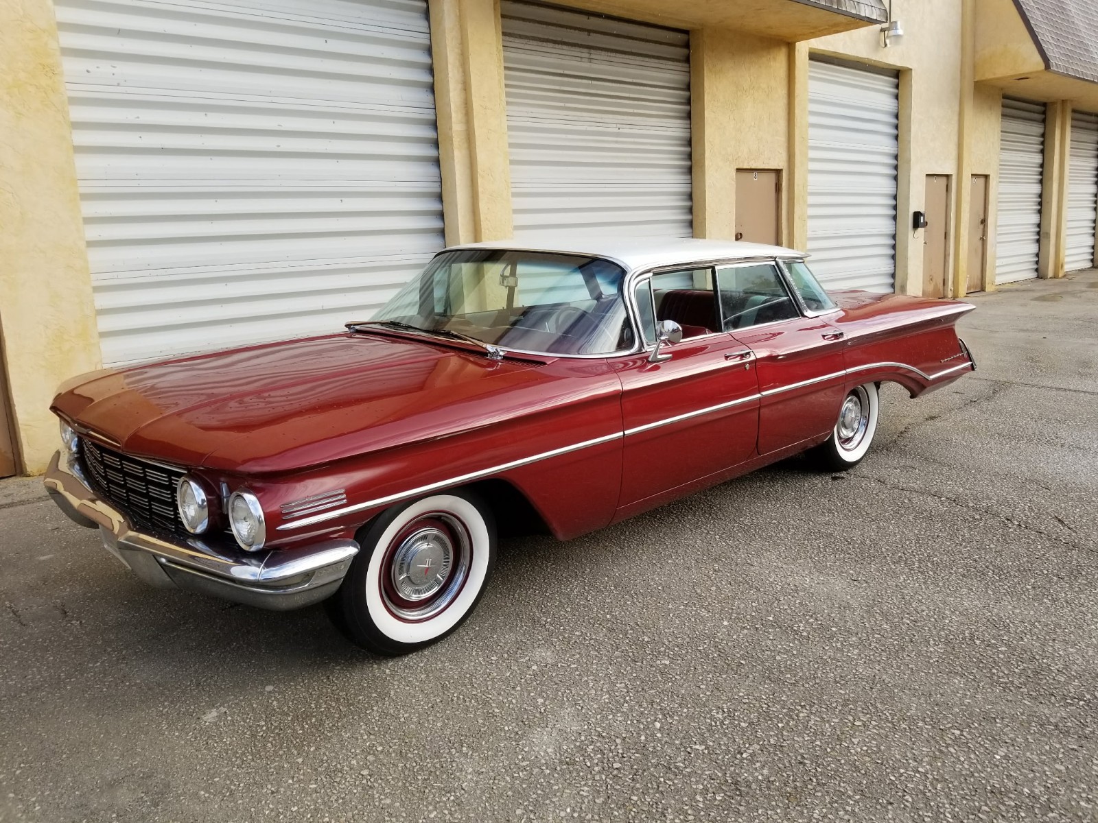 Oldsmobile-Dynamic-1960-Coupe-Burgundy