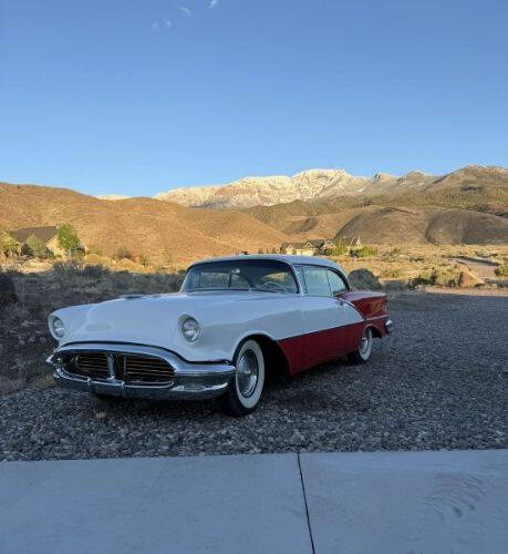 Oldsmobile-Eighty-eight-1956