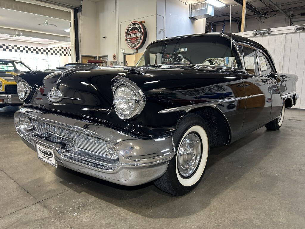 Oldsmobile-Eighty-eight-1957-Black-Black