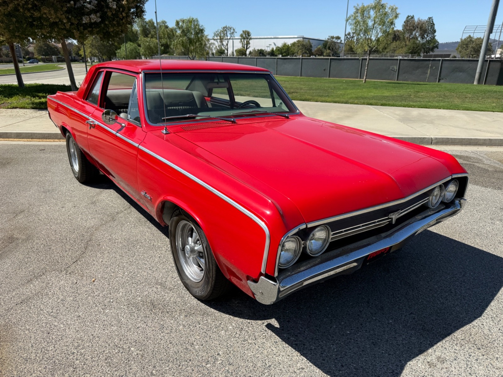 Oldsmobile-F85-1964-Coupe-Gray
