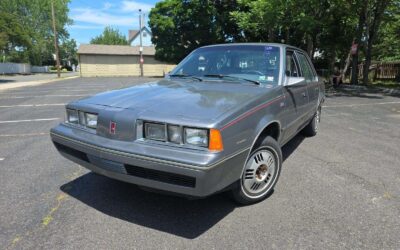 Oldsmobile Firenza 1986