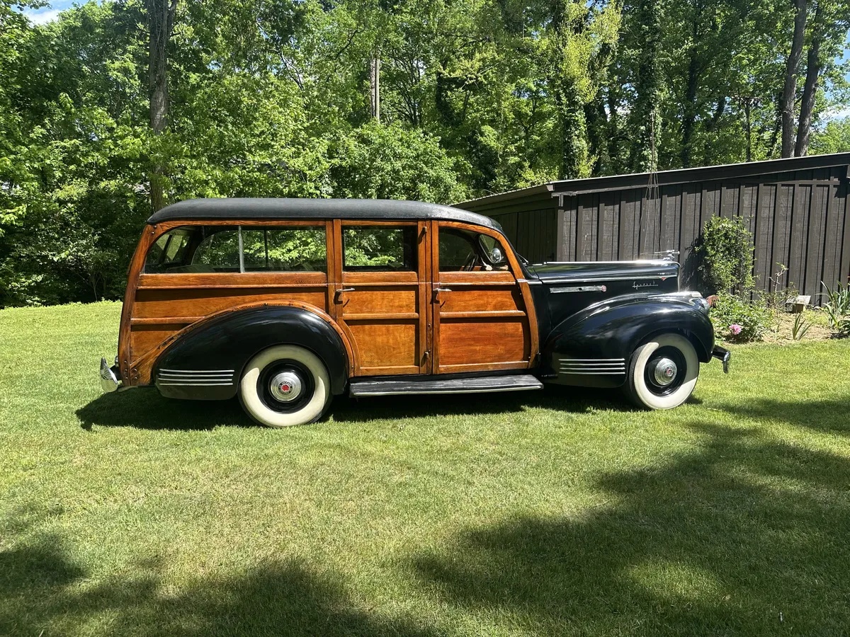 Packard-110-1941-Black-Tan