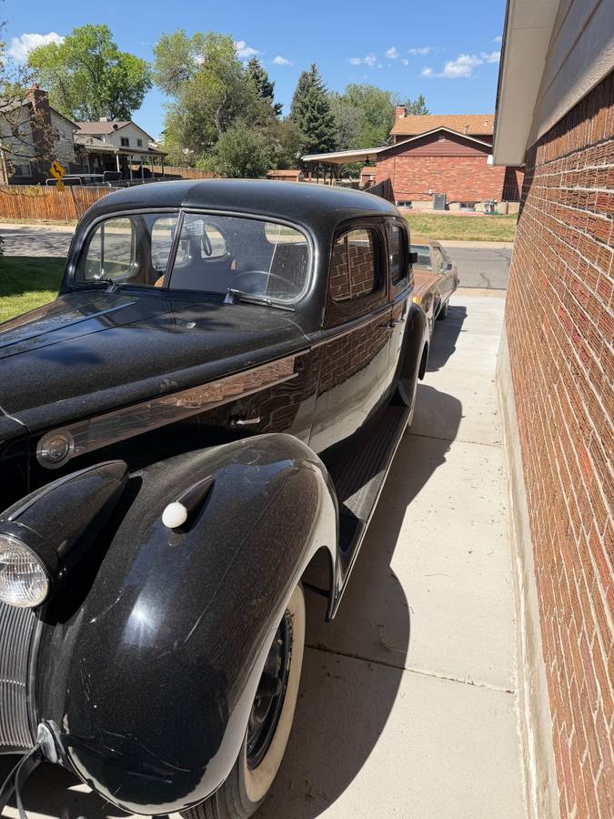 Packard-1940-black